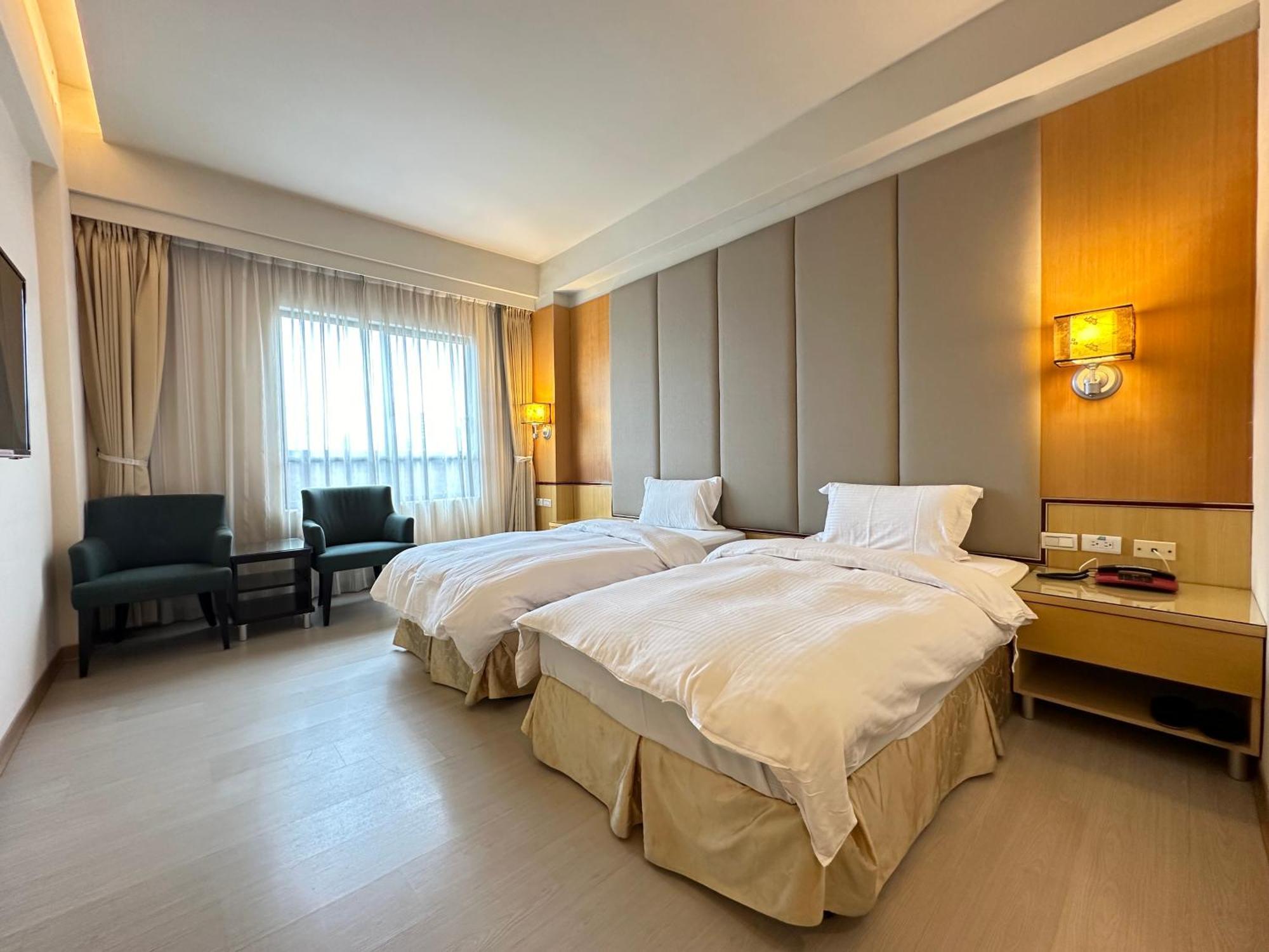 เจียนถาน ยูธ โฮเต็ล Hotel ไทเป ภายนอก รูปภาพ