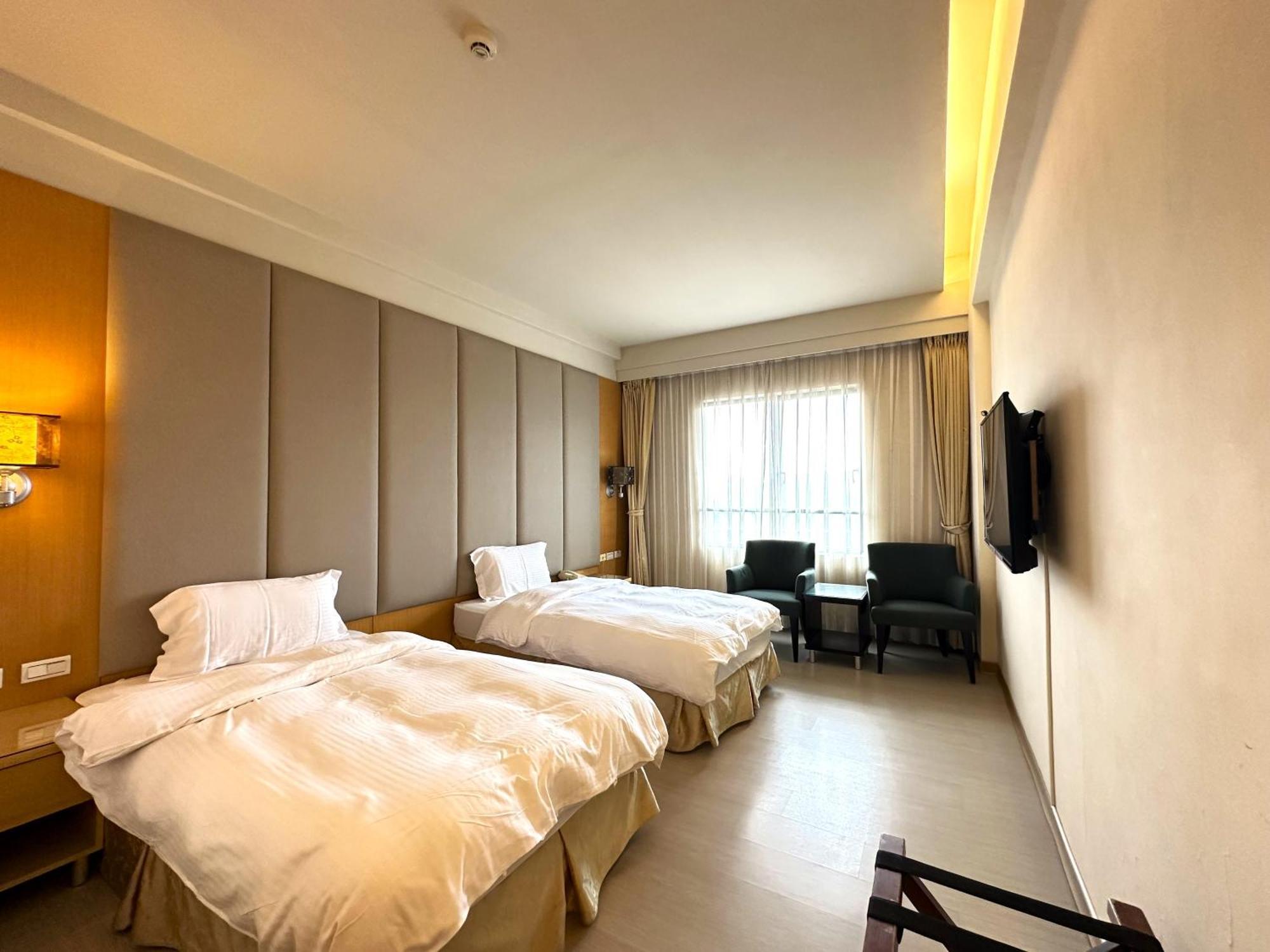 เจียนถาน ยูธ โฮเต็ล Hotel ไทเป ภายนอก รูปภาพ