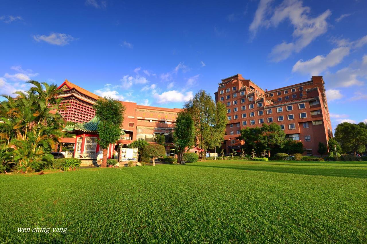 เจียนถาน ยูธ โฮเต็ล Hotel ไทเป ภายนอก รูปภาพ